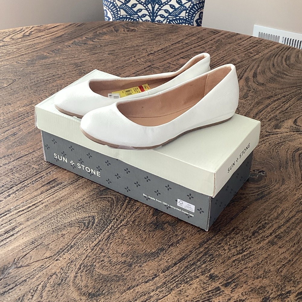 Sun + Stone Women's Cream Ballet Flats